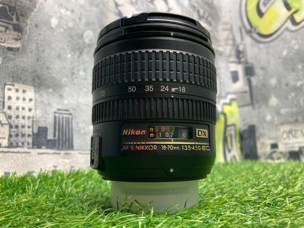 Nikon 18-70mm 3.5-4.5G ( С дефектом )