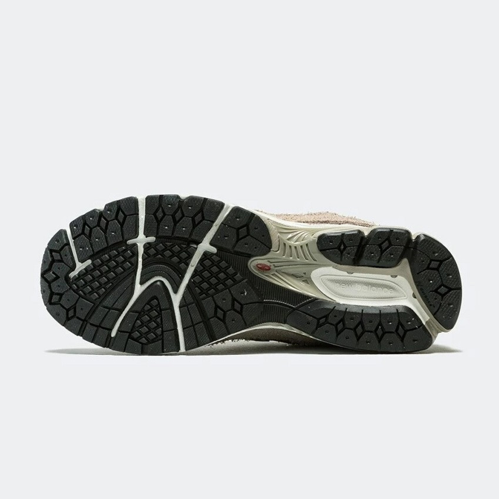 кроссовки New Balance 2002R Protection Pack - Beige