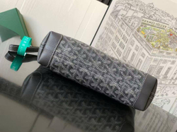 Клатч Goyard