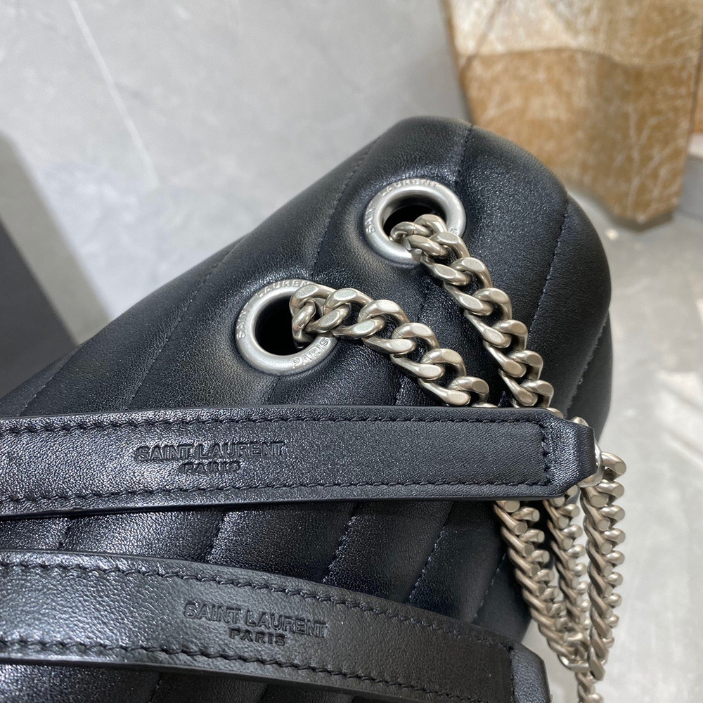 Saint Laurent Loulou 32 cm