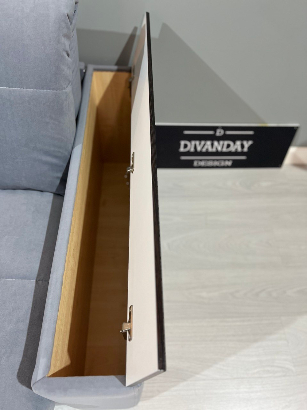 Диван Марсель 103