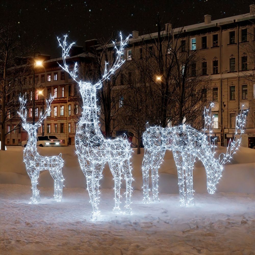 светодиодные фигуры оленей