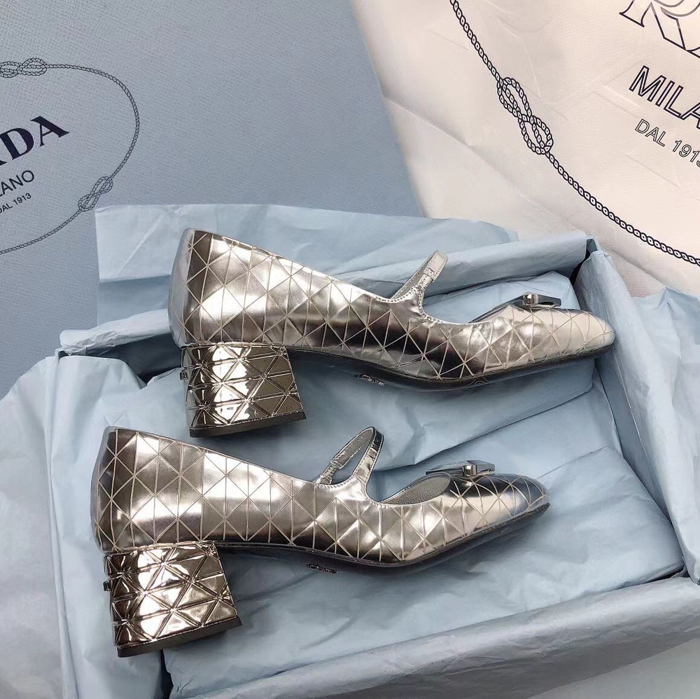 Туфли Prada