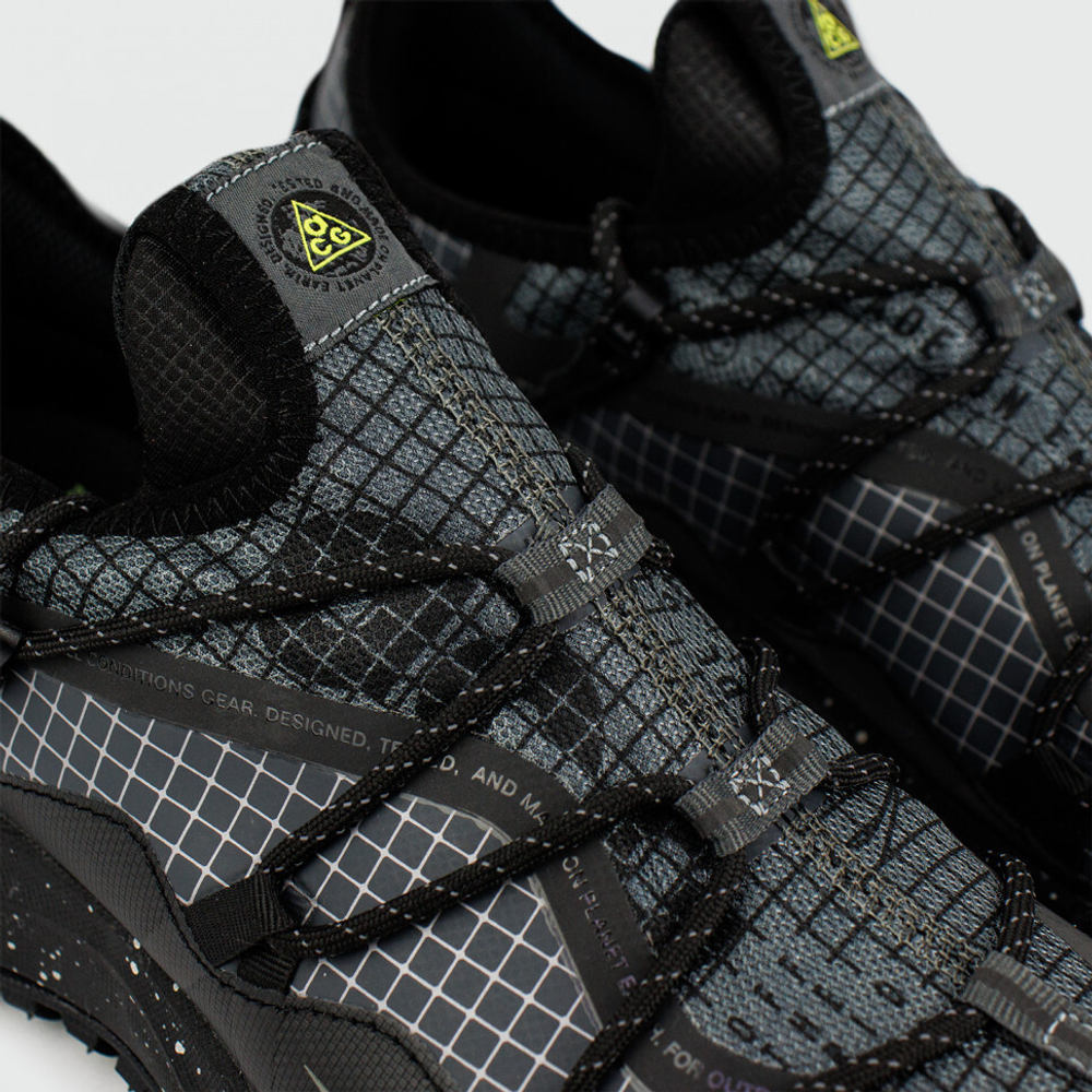 кроссовки Nike ACG Mountain Fly Low Gtx Black / Volt
