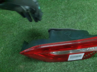 Фонарь правый внут Toyota Camry xv70 17-нв галоген