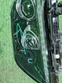 Битая Фара левая Genesis G80 (2016-2020) LED