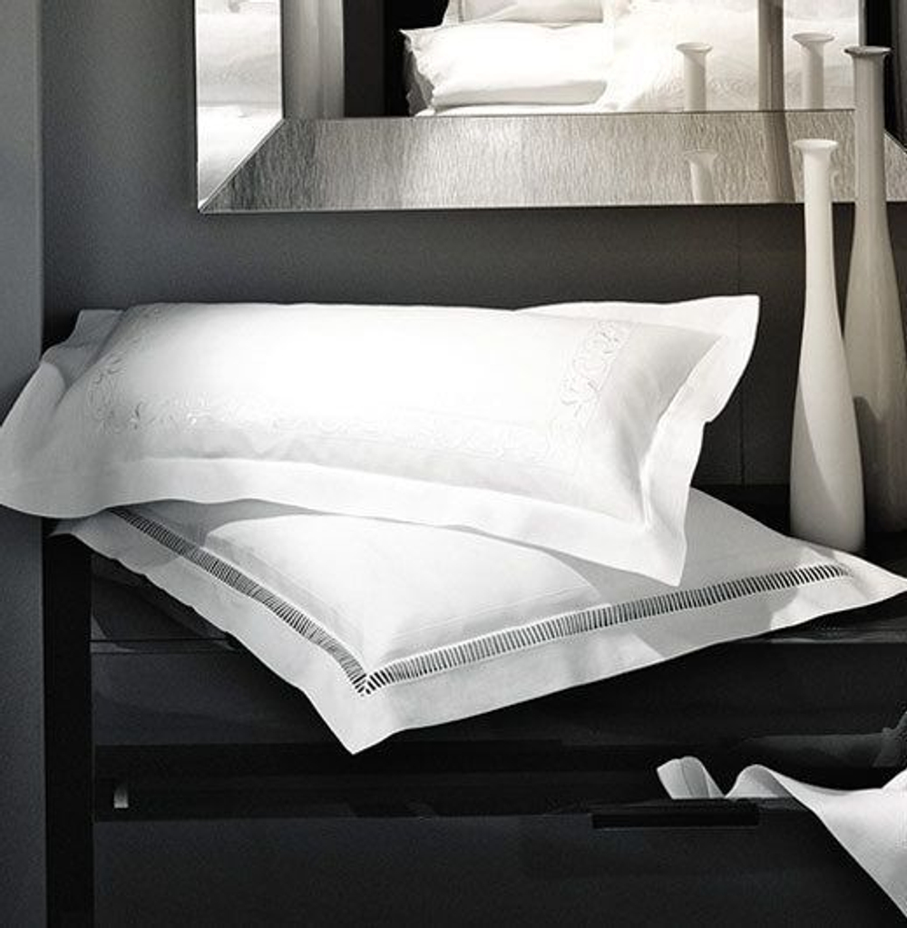 Наволочка 40х40 Christian Fischbacher Luxury Nights 768 белая вышивка Швейцария фото