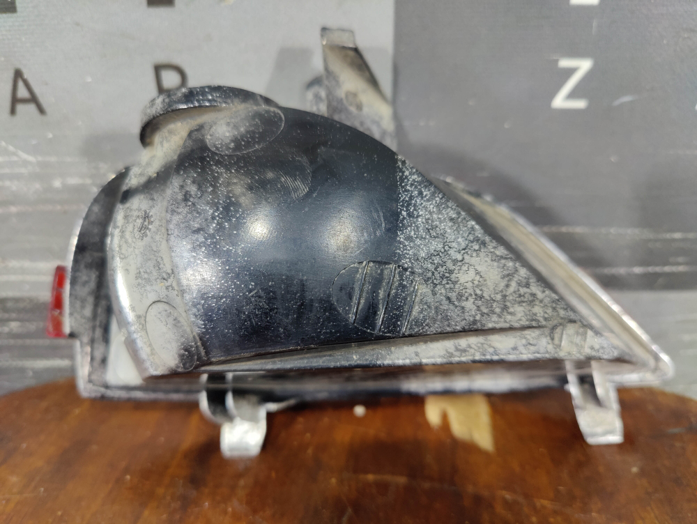 ПТФ задний левый Renault Duster 1 15-21 Б/У Оригинал 265850001R