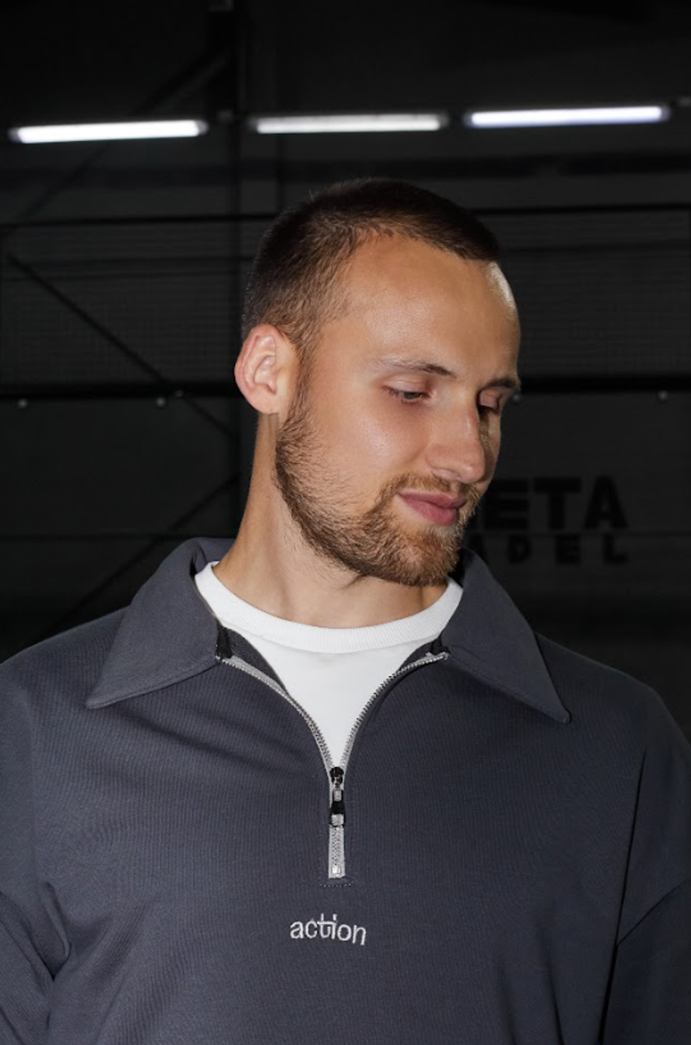 Свитшот с молнией "Sportish" темно-серый