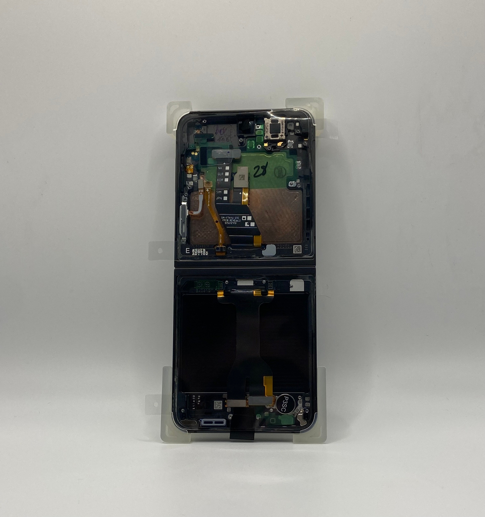 Дисплей в сборе с тачскрином и рамкой основной для Samsung Z Flip 6 Оригинал Черный.