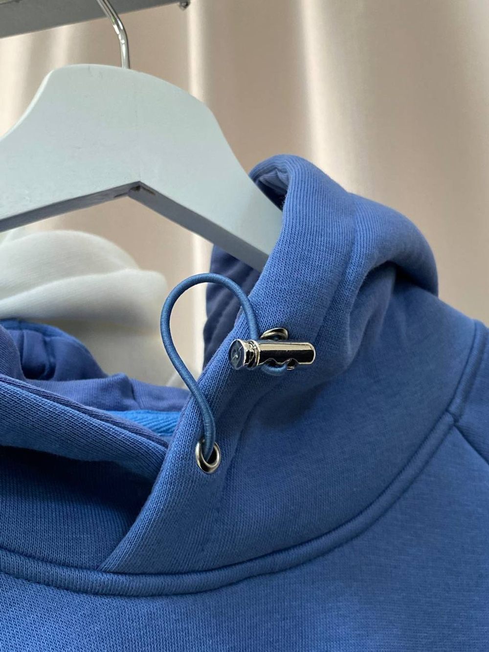 Худи с начесом, на кулисе