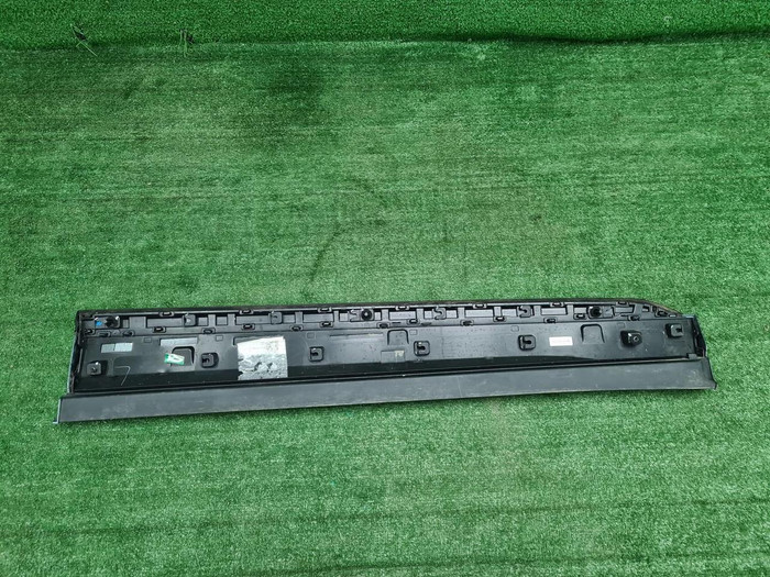 Накладка двери передняя левая JAECOO J8 (24-нв)