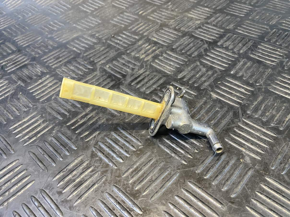 Бензокран Suzuki Intruder VS750 VR51A