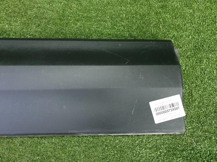 Накладка двери задняя правая Skoda Karoq (2017-н.в.)