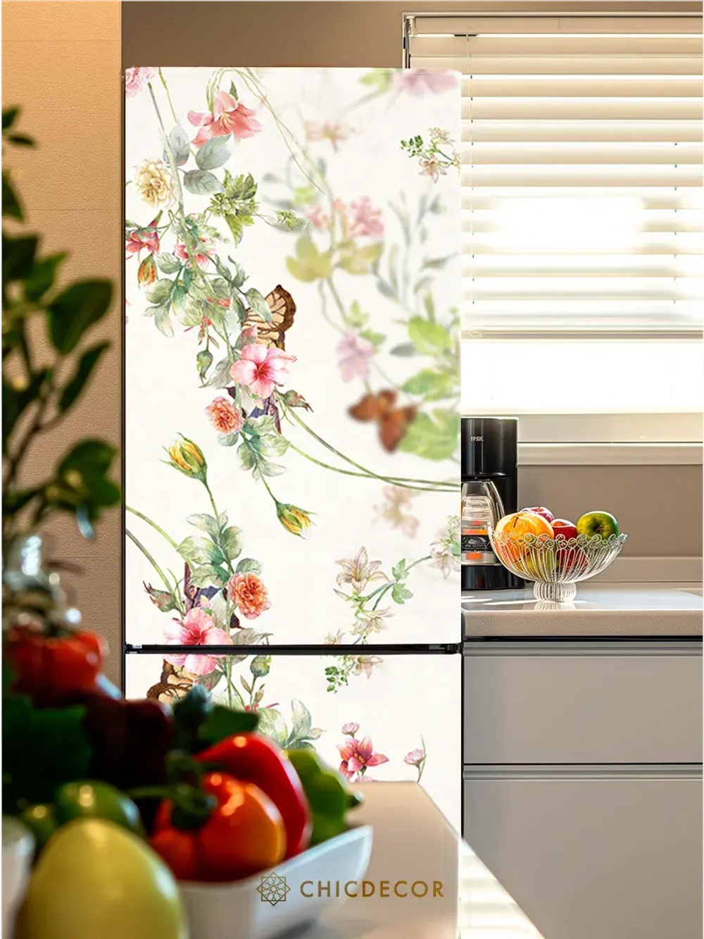 Наклейка интерьерная на холодильник Цветы и бабочки