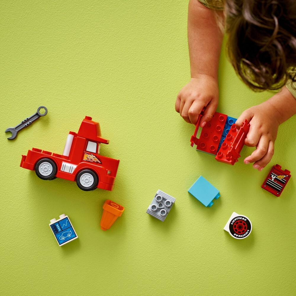 LEGO DUPLO Машинки — Манек на гонках 10417 / артикул   10417  / GTIN 5702017583570