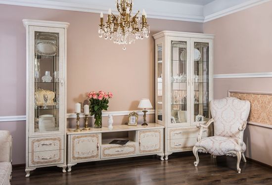 Шкаф-витрина ПАТРИСИЯ  1-но створчатая корень крем глянец