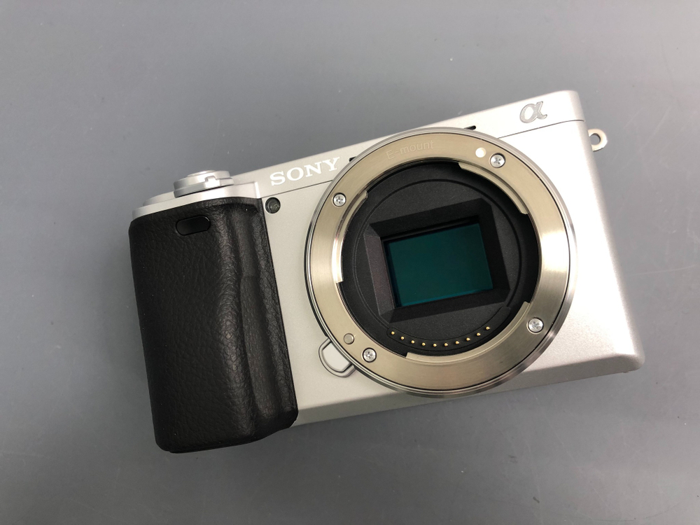 Sony A6400 kit 16-50mm (260 кадров)