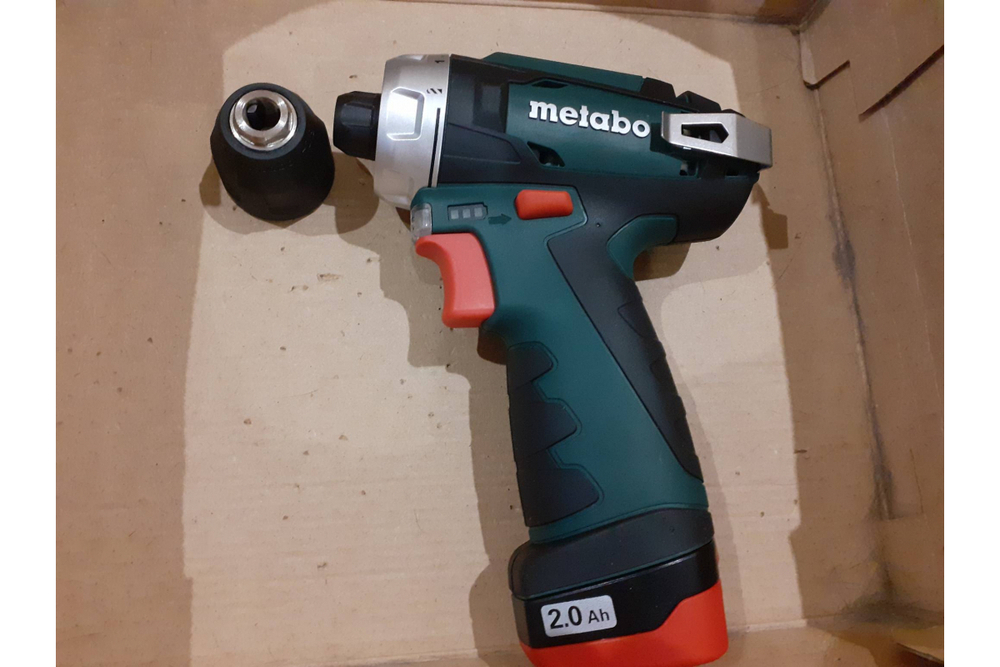 Аккумуляторная дрель-шуруповерт Metabo PowerMaxx BS 2020 Basic, 12 В, 2.0 А·ч х2, коробка 600984000