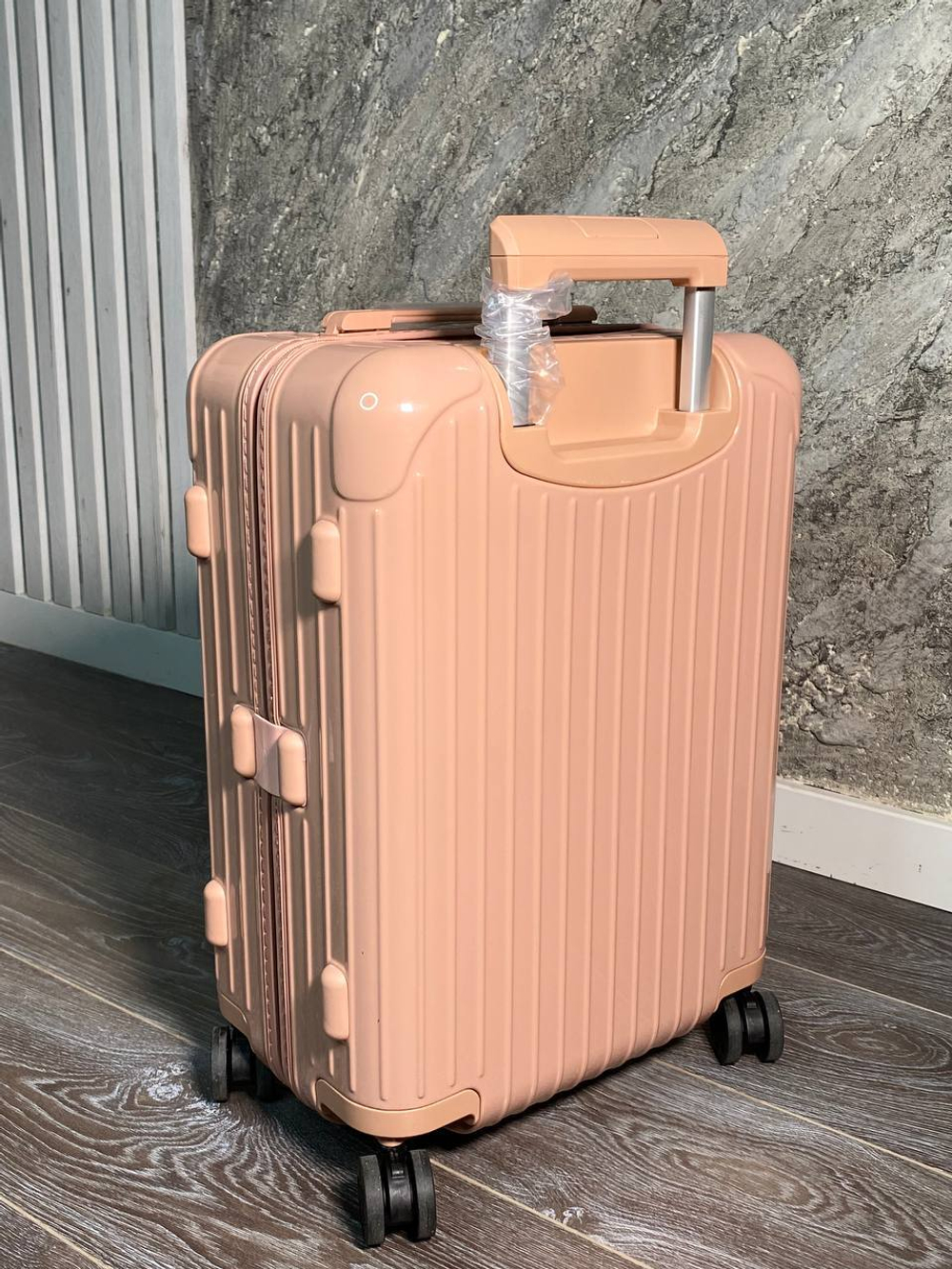 Чемодан Rimowa