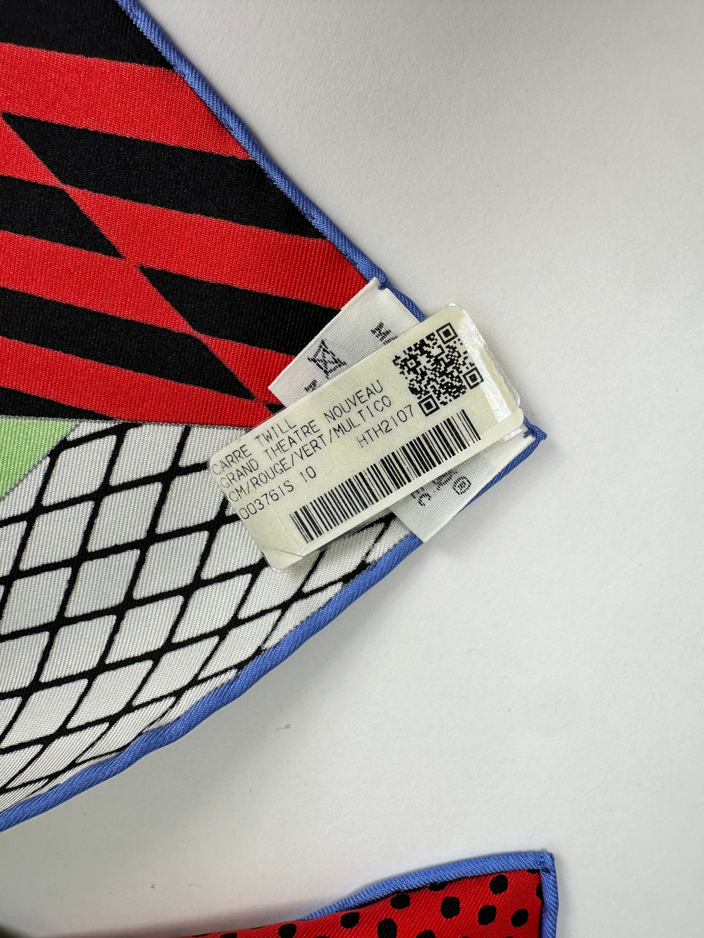 Платок Hermes Grand Theater Nouveau Silk Scarf 90