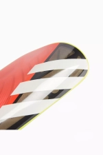 Футбольные щитки adidas Tiro League