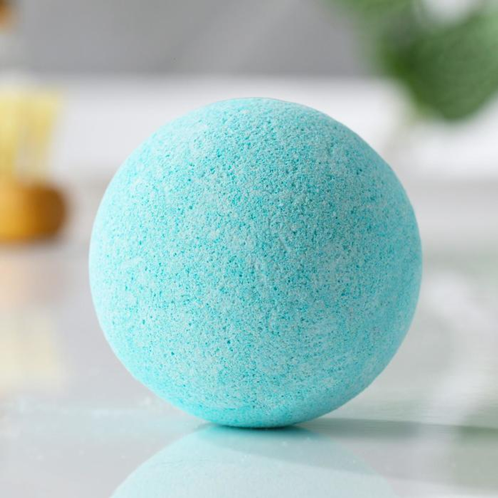 Бомбочка для ванны Girl You Are Fabulous с ароматом ягод - 130 гр.