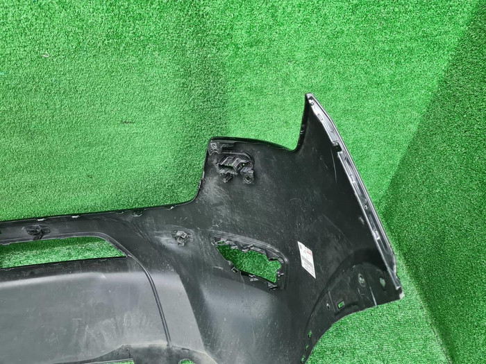 Бампер передний Toyota Land Cruiser 300 (21-нв)