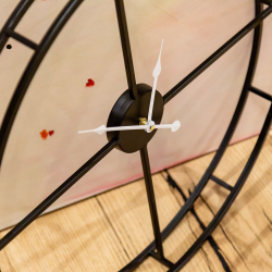 Часы Баухаус Объект мечты