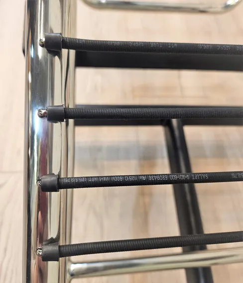 Кресло-шезлонг Chaise Lounge, черная натуральная кожа