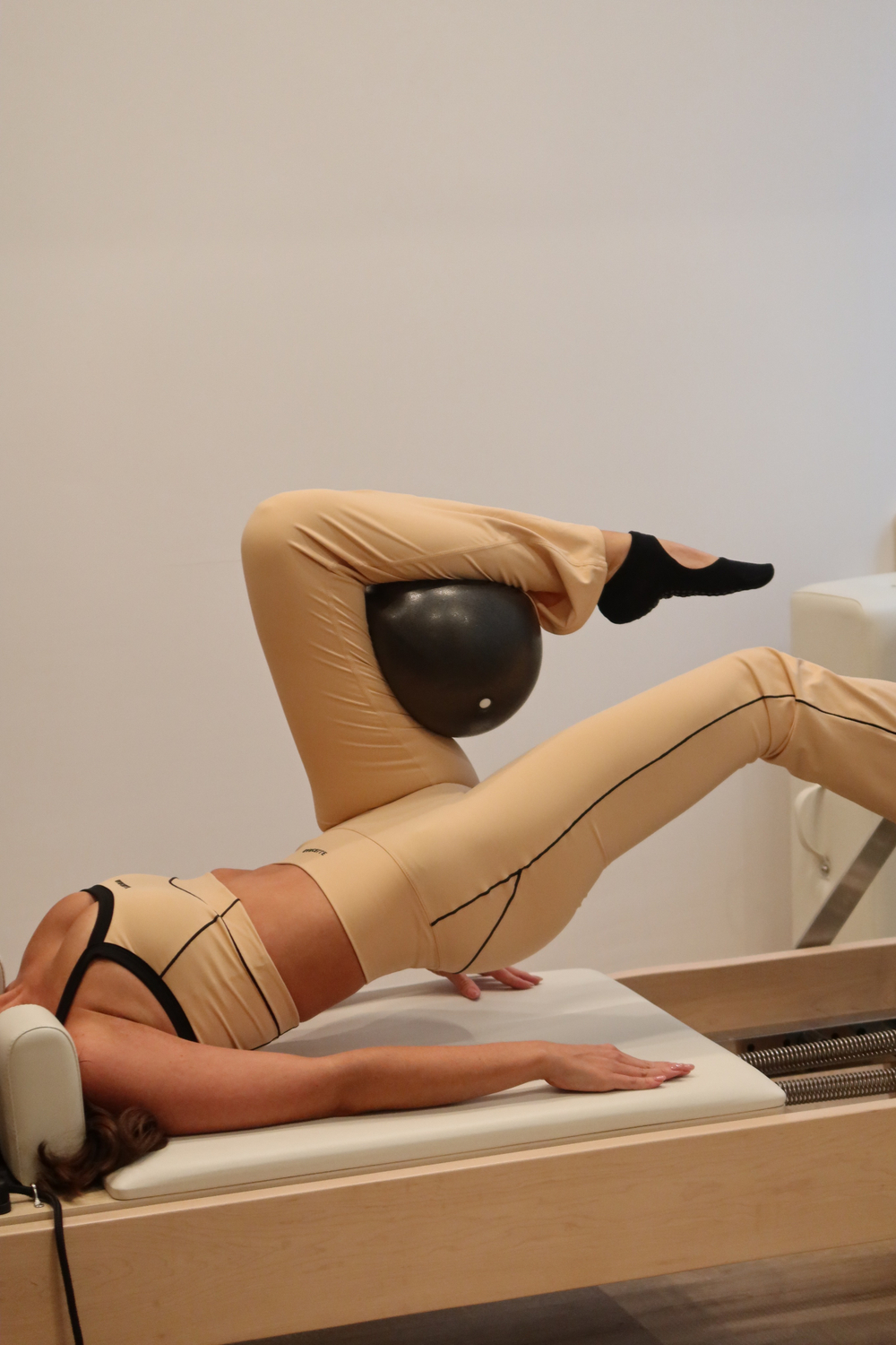 Брюки клёш SIA бежевые