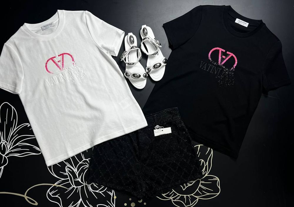 Футболка Valentino