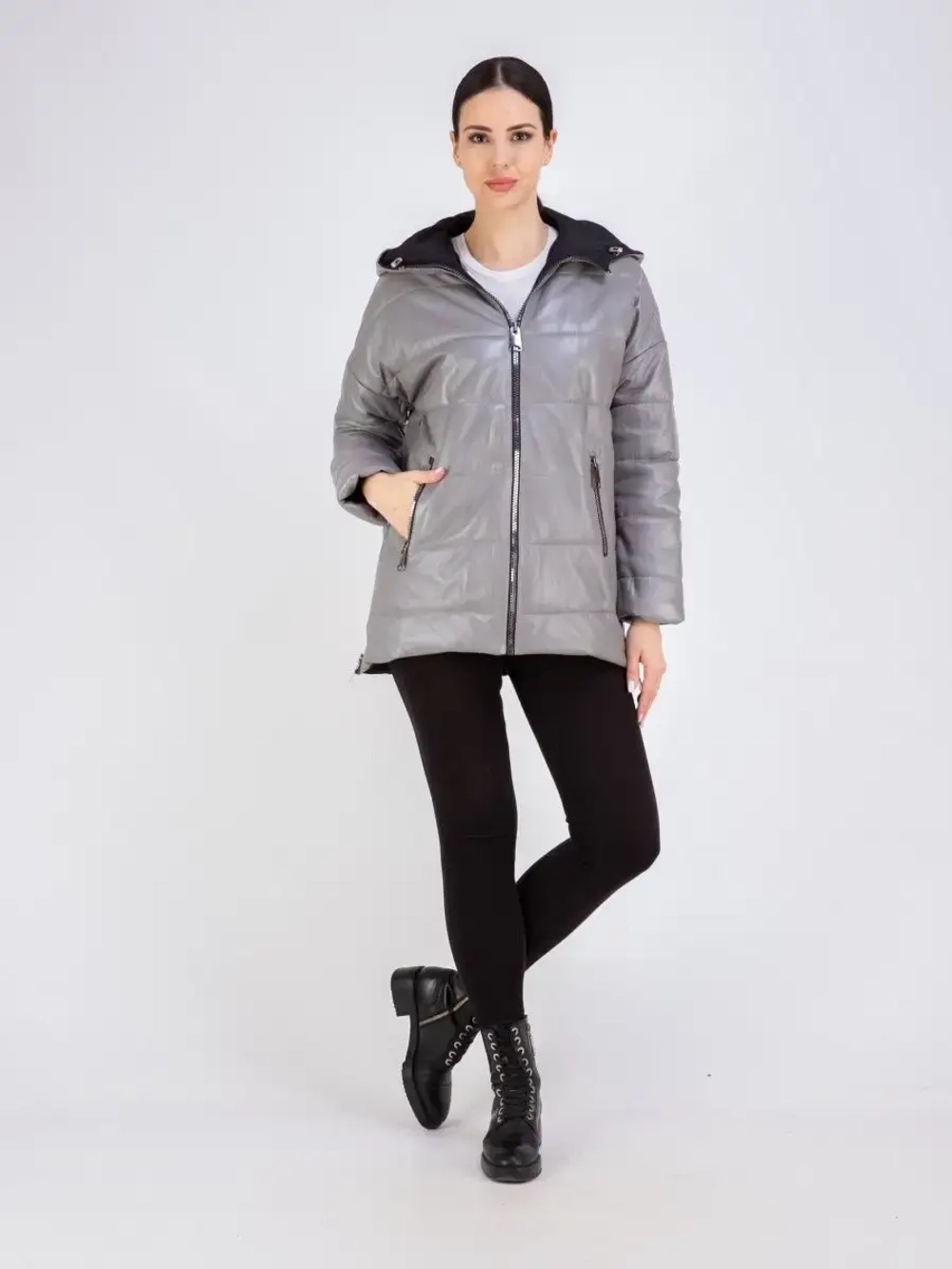 Куртка женская кожаная утепленная с капюшоном