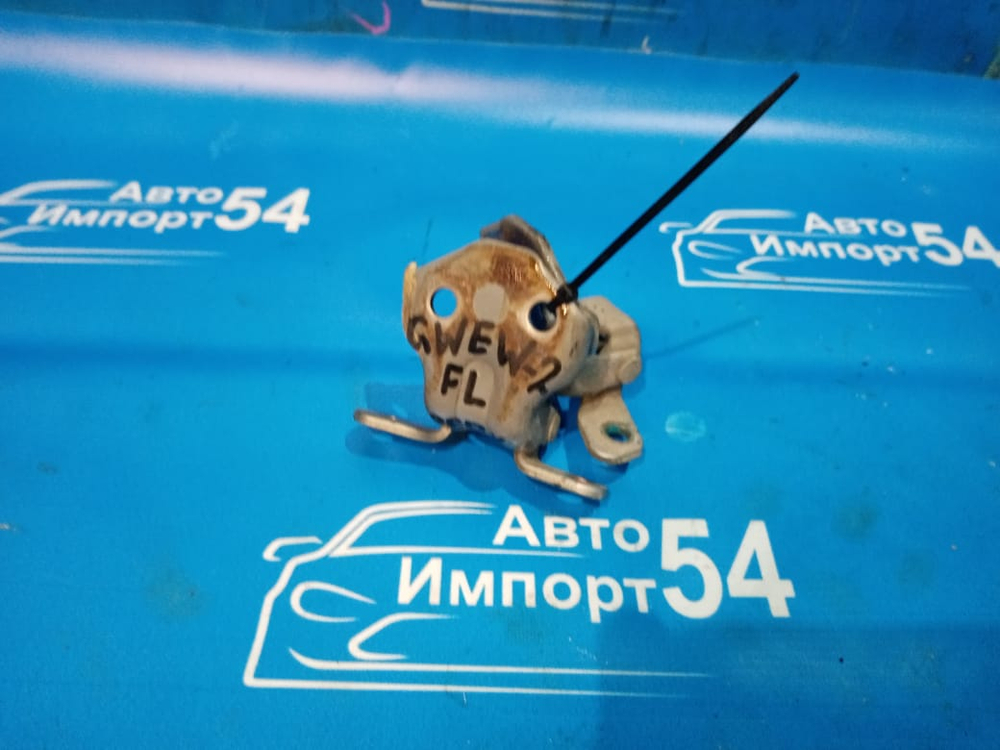 Петля двери передней левой MAZDA CAPELLA 2000