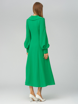 Платье с объемным рукавом и имитацией запаха