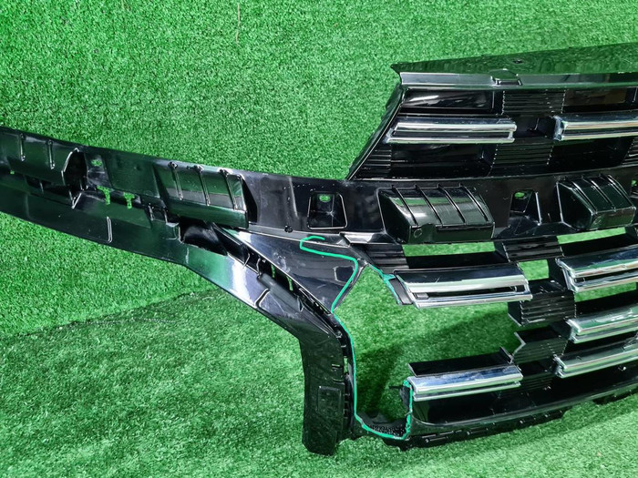 Решетка радиатора Chery Tiggo 8 (2022-н.в.)