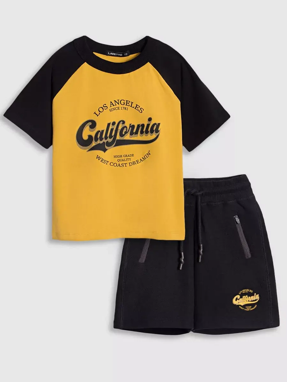 Летний костюм для мальчика с шортами