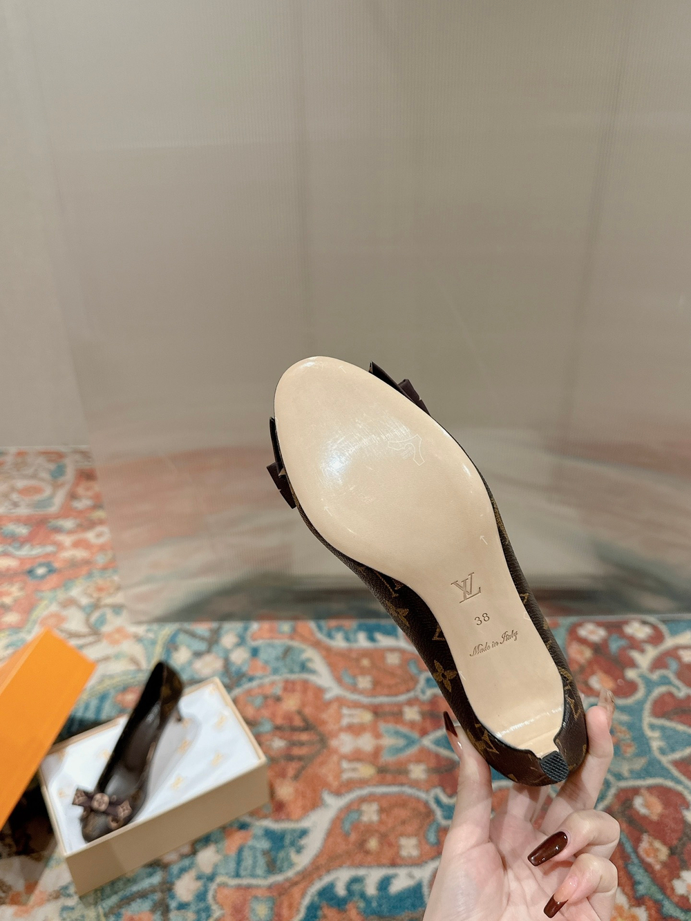 Louis Vuitton Pump (4 colors)