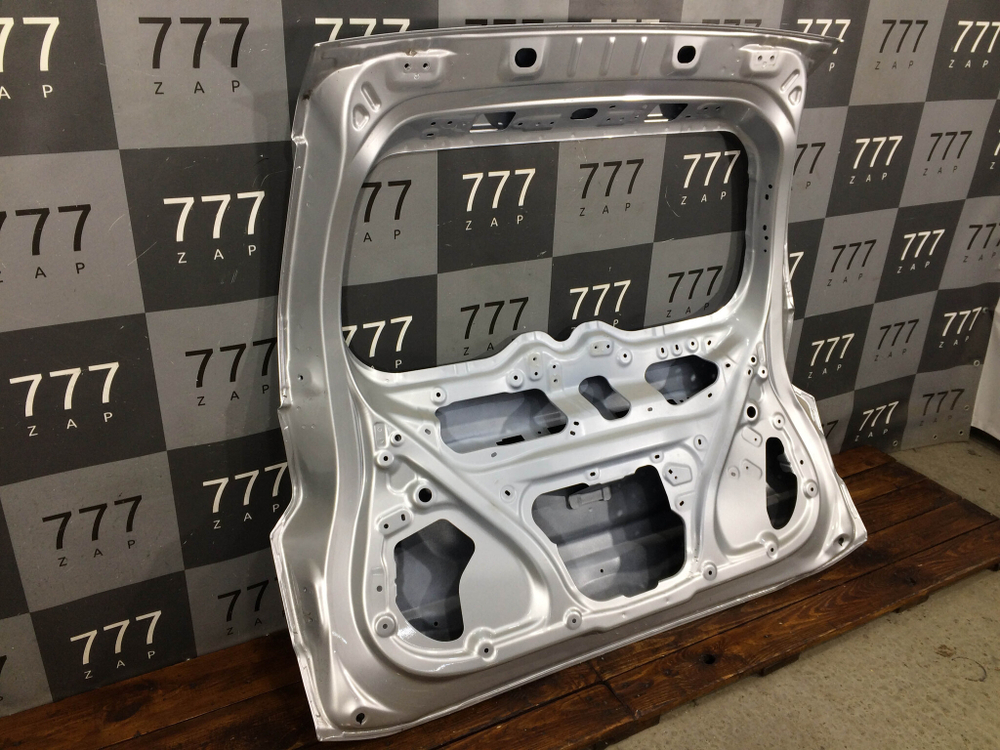 Крышка багажника Mitsubishi Pajero Sport 3 15-нв Б/У Оригинал 5801B685