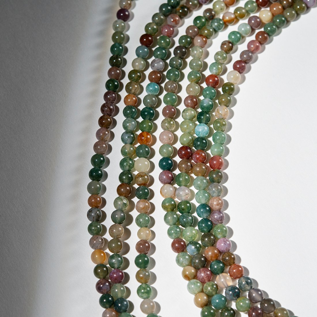 Индийский агат (халцедон) натуральный, 6,3мм, шар