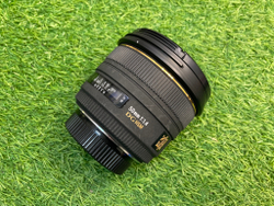 Sigma AF 50mm 1.4 EX DG HSM Nikon F