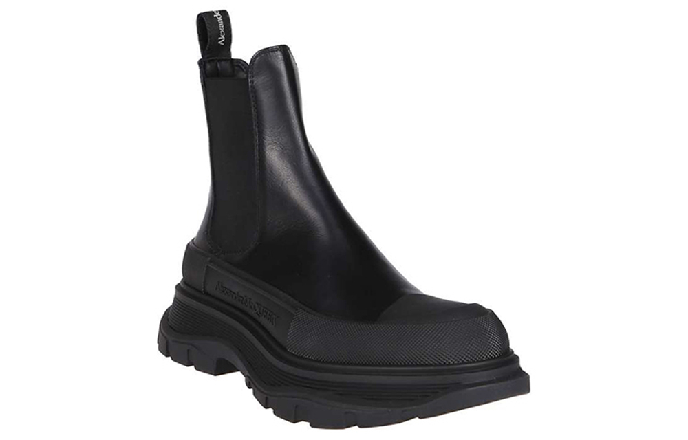 Alexander McQueen Alexander McQueen Tread Slick leather Comfortable All-match short-sleeved Chelsea boots women's black