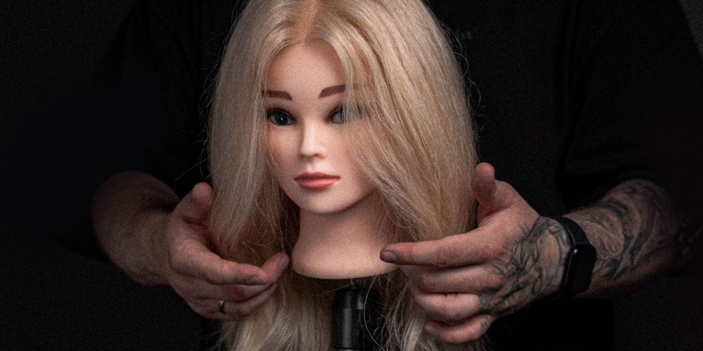 Брейдинг или плетение африканских косичек