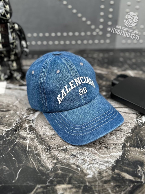 Бейсболка Balenciaga