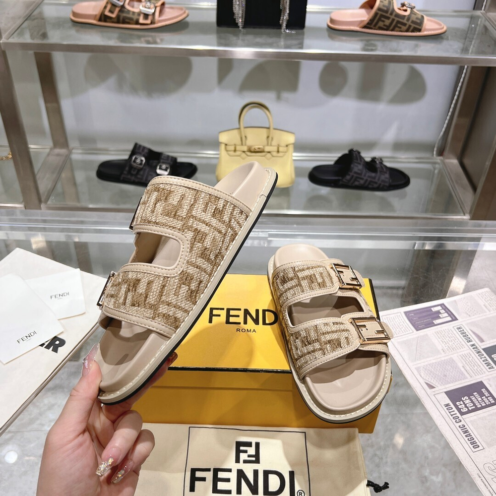 Fendi Feel Slides