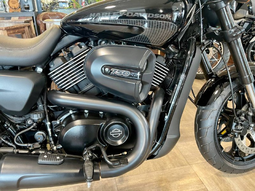 Harley-Davidson Street Rod (2017)