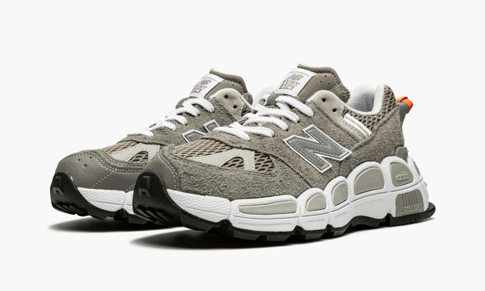 574 YURT "Salehe Bembury - Shark Skin"