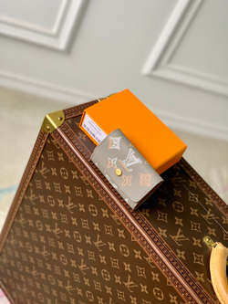 Louis Vuitton 6 Key Holder