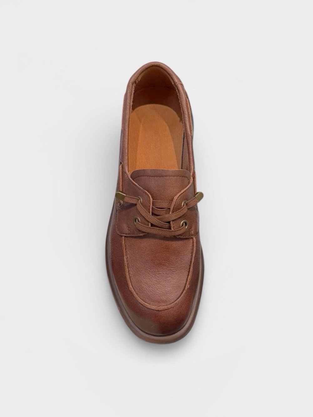 Лоферы на шнуровке