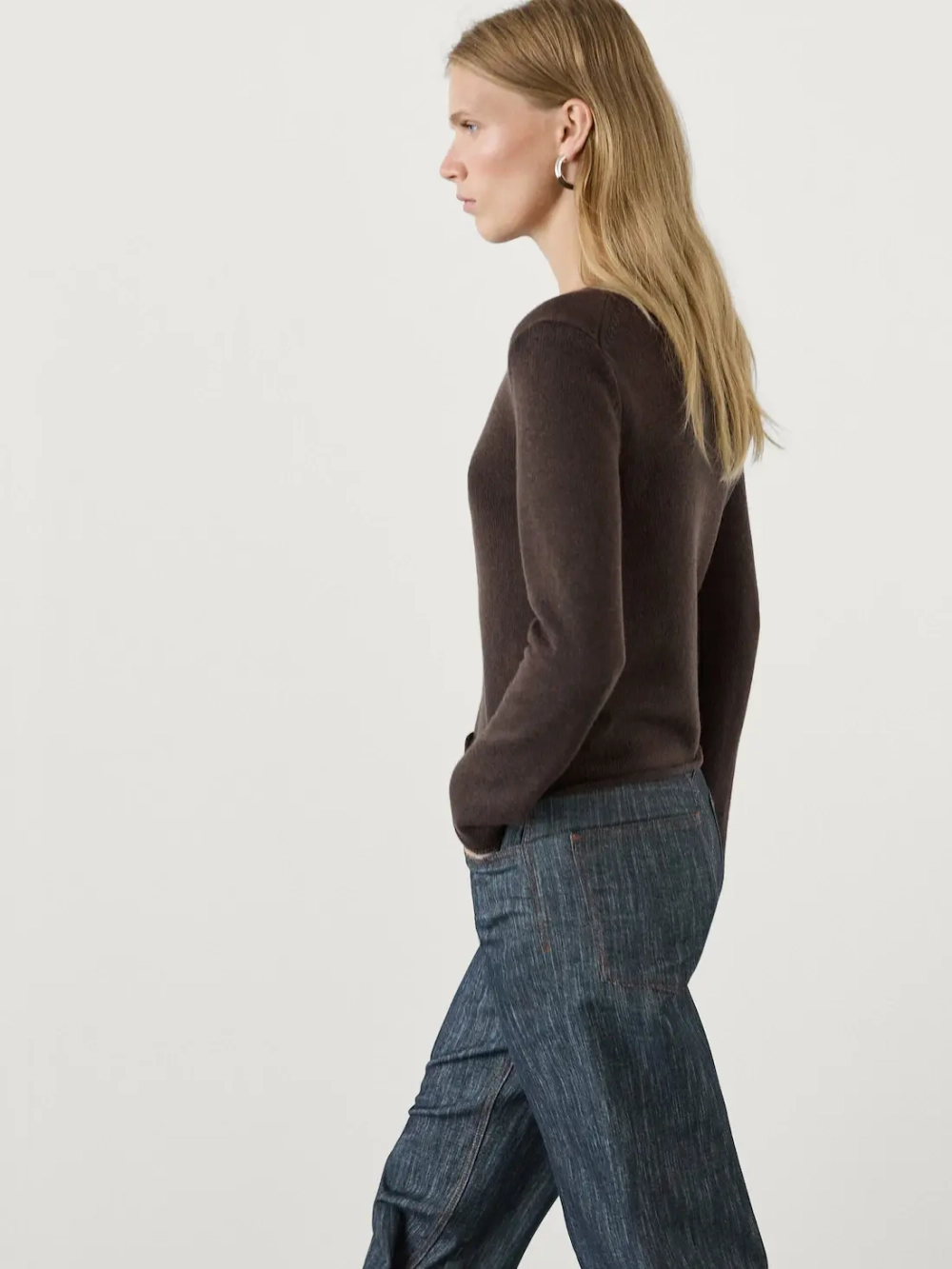 Massimo Dutti Свитер из тонкой шерсти с окантовкой, коричневый